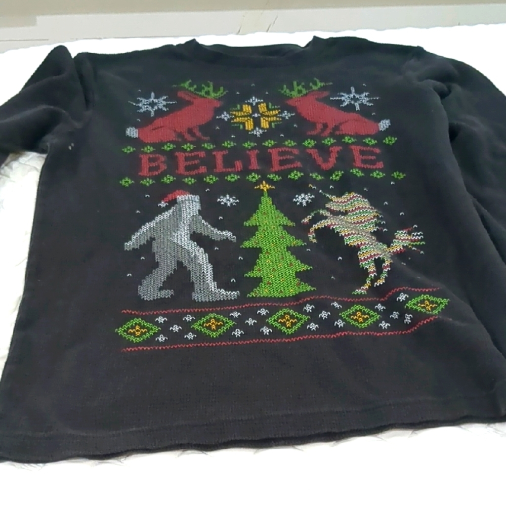 Festive Black Holiday Sweater with Colorful Design Henley Material Men's Size M